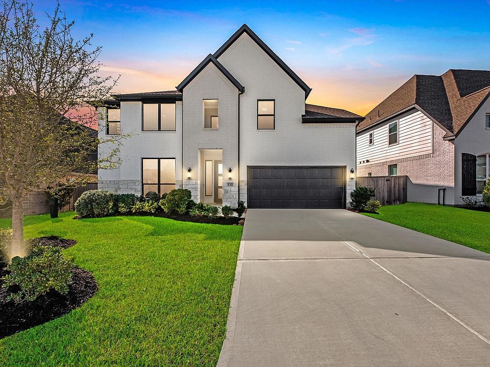 1st image of 132 Stephens Ridge Ln