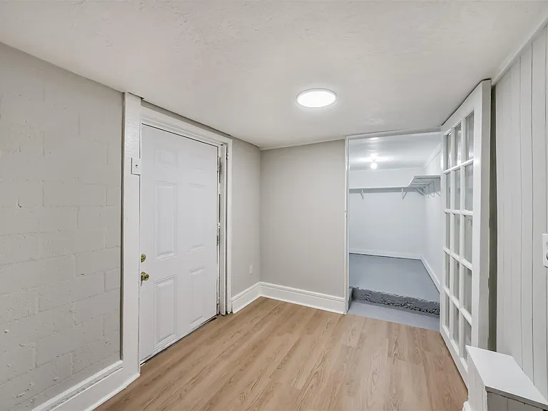 216 Redan St #6 — Photo 3