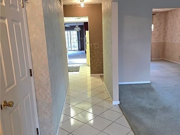 5th image of 9920 Sheehan Rd