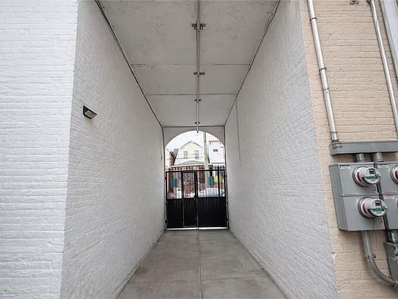 3rd image of 3446 107th St