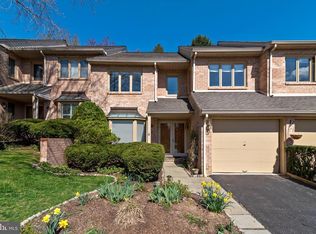 113 Amity Dr, Chesterbrook, PA 19087