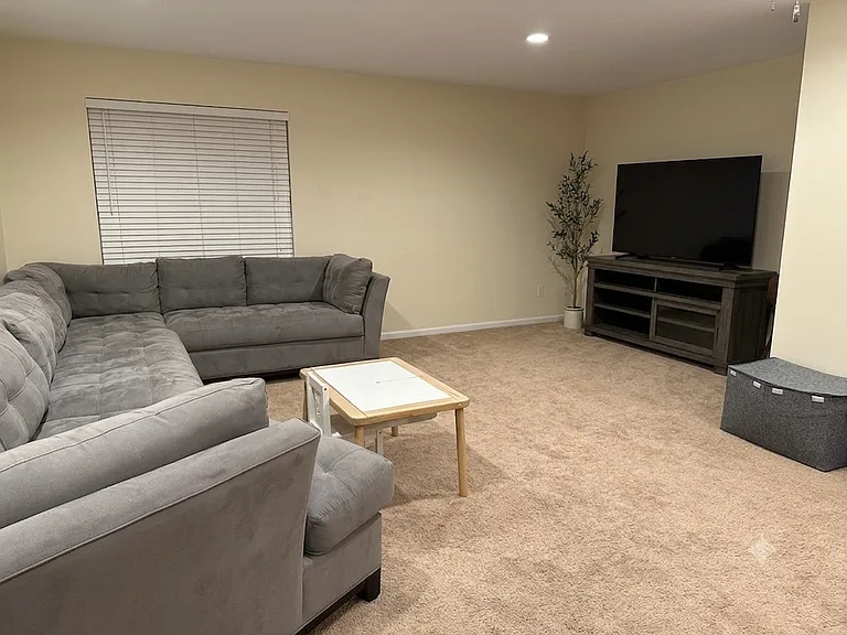 4469 W Roundstone Way — Photo 27