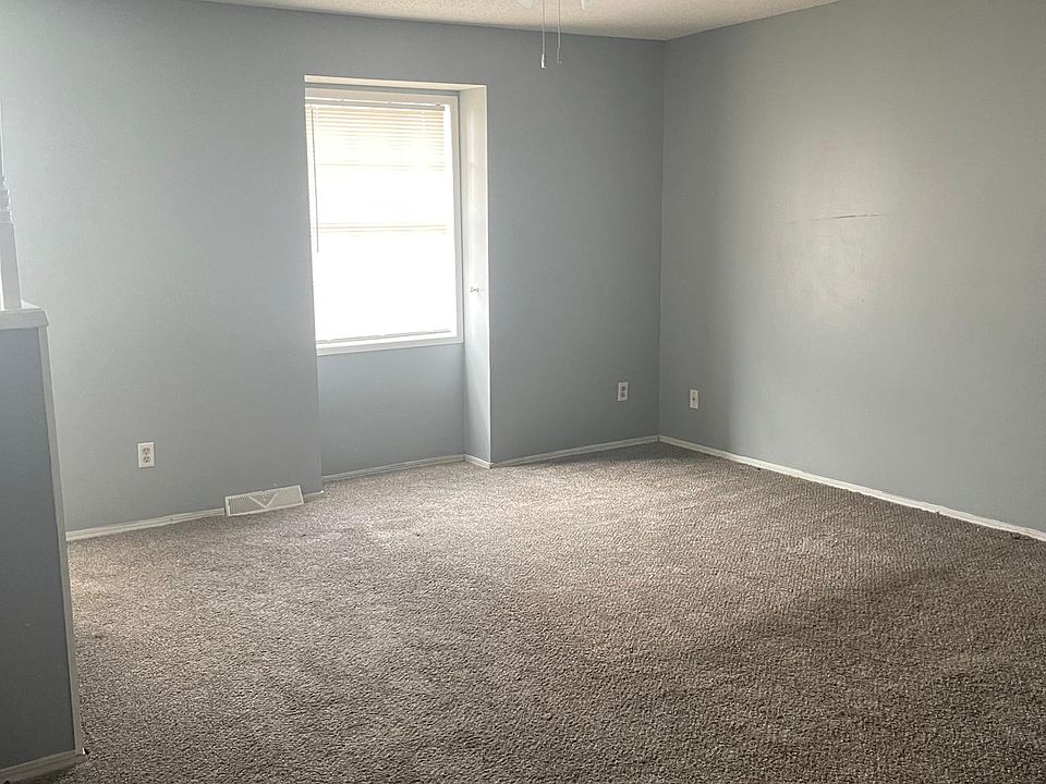 1st image of 14031 Dunbar Ct #14031
