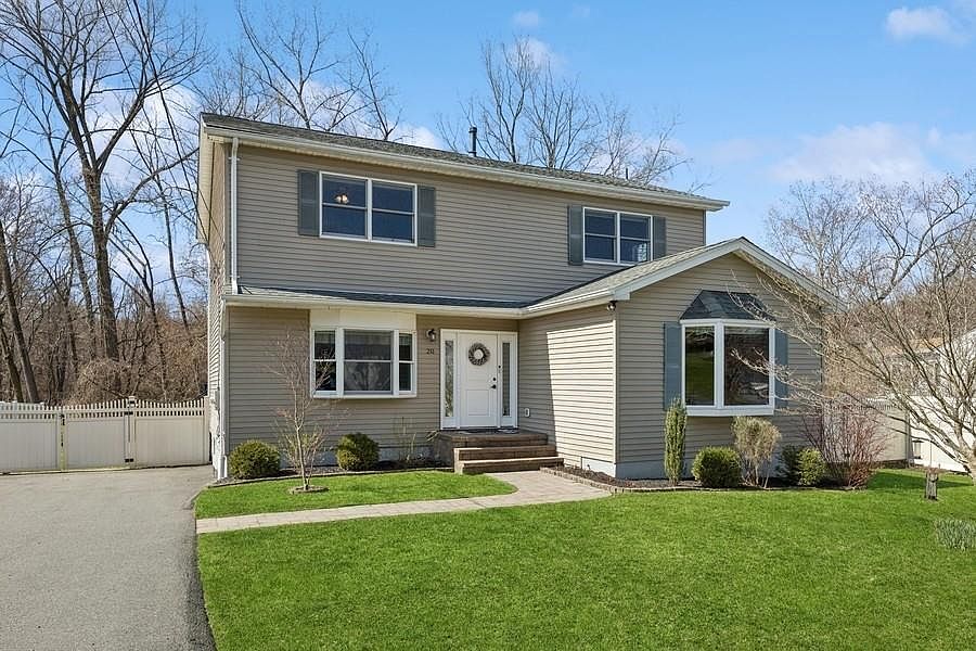 1st image of 20 Jackson Drive