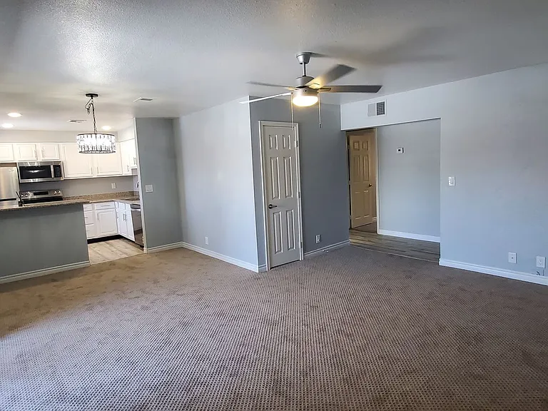 5080 Indian River Dr #400 — Photo 8