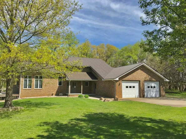 19868 Fawn River Rd, White Pigeon, MI 49099