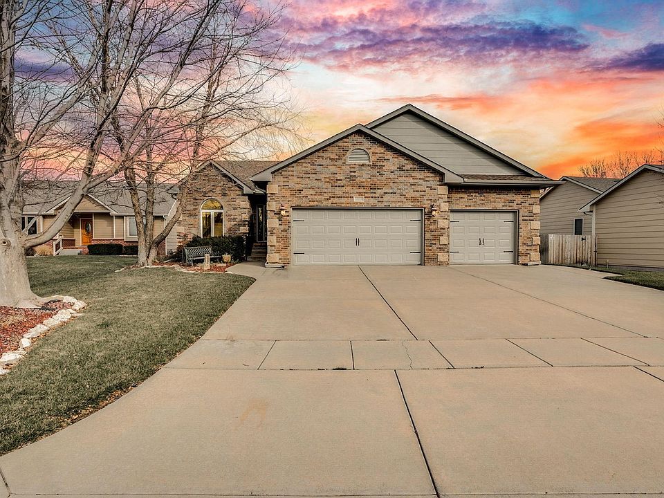 1st image of 10118 W Bella Vista Ct
