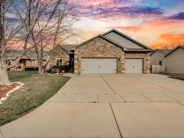 10118 W Bella Vista Ct, Wichita, KS 67212