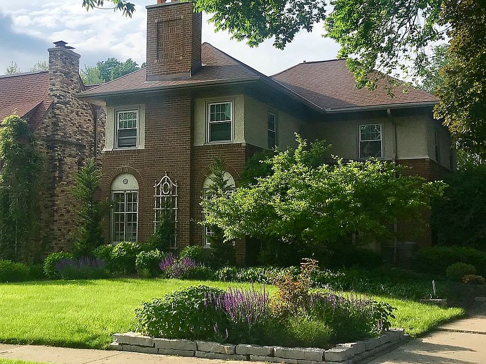 1st image of 2524 E Shorewood Blvd
