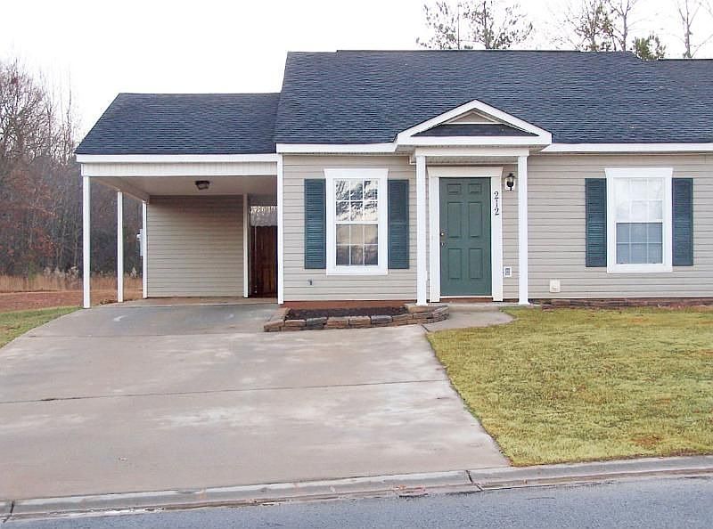 1st image of 212 Karlie Ct