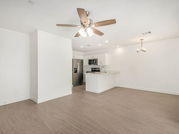 5th image of 1232 E Taylor St APT 4