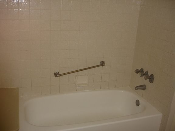3rd image of 1107 Green Pine Blvd APT E3