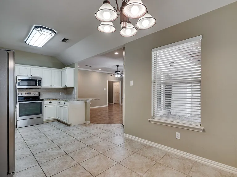 1001 Porter Pl — Photo 14