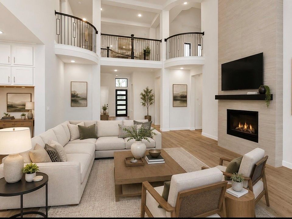 1st image of 8915 Orchard Cv