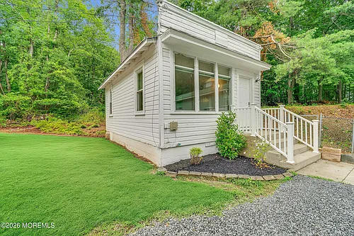 302 Schoolhouse Rd #B Photo 1
