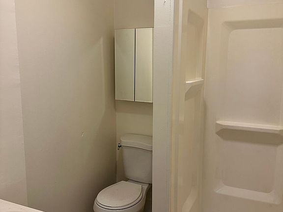 5th image of 118 S Broadway