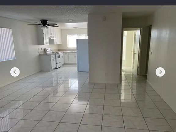 4th image of 254-2801 N Mollison Ave