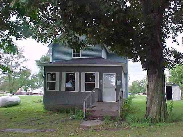 1st image of 1289 E Railroad St