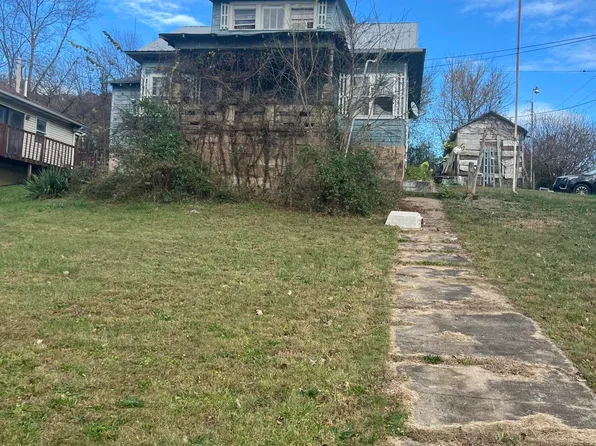 239 Railroad Ave, Manchester, KY 40962