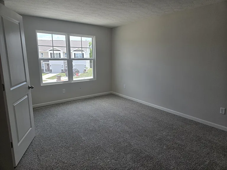 10327 Mae Ct — Photo 9