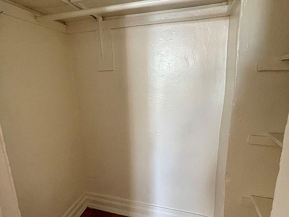 4th image of 1544 74th St #2R