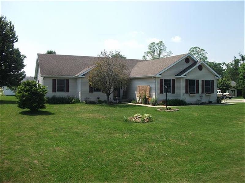 1st image of 1017 E Hanson Dr