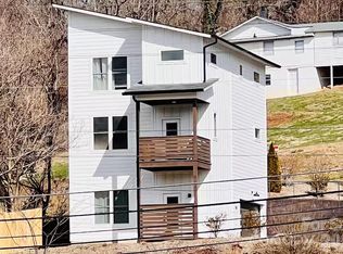 1063 Riverside Dr, Asheville, NC 28804