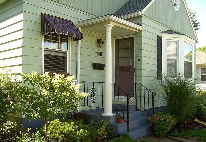 1st image of 2618 Morton Ave