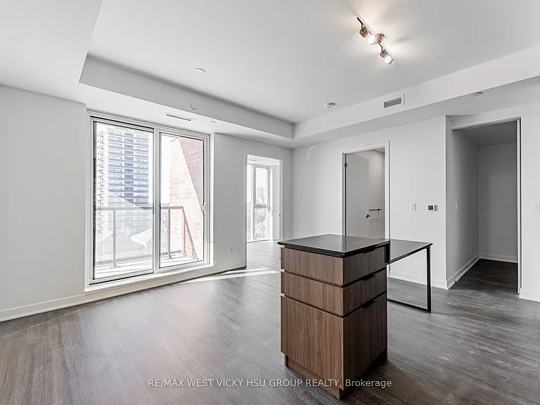 185 Alberta Ave #810 — Photo 23