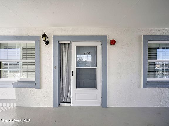 2nd image of 540 S Brevard Ave APT 444