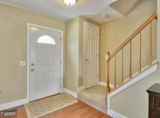 7915 Old Carriage Trl, Alexandria, VA 22315