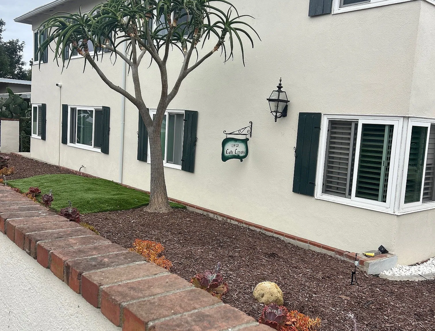 2 bed, 765 sqft, $3,500 — Photo 1