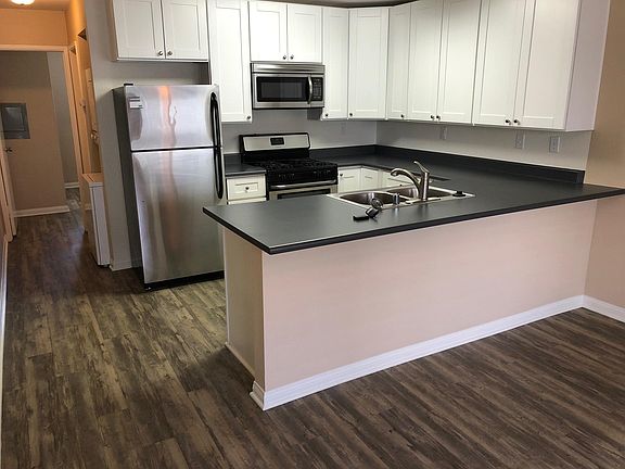 3rd image of 4447 Illinois St #1/2