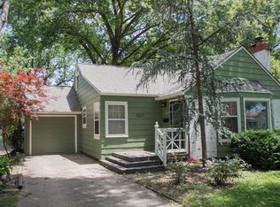 5825 Marty St, Overland Park, KS 66202