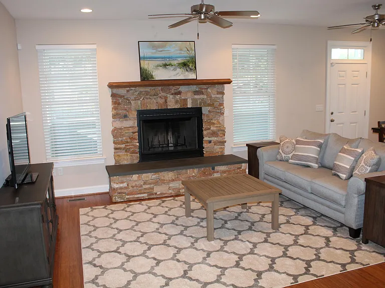 515 Virginia Ave — Photo 15