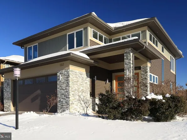 132 Derek Dr, Boalsburg, PA 16827