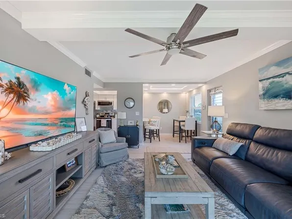 330 Kon Tiki DR #C7, NAPLES, FL 34113