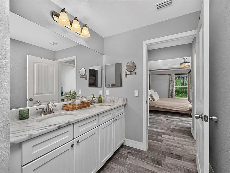 310 Albatross Rd — Photo 27