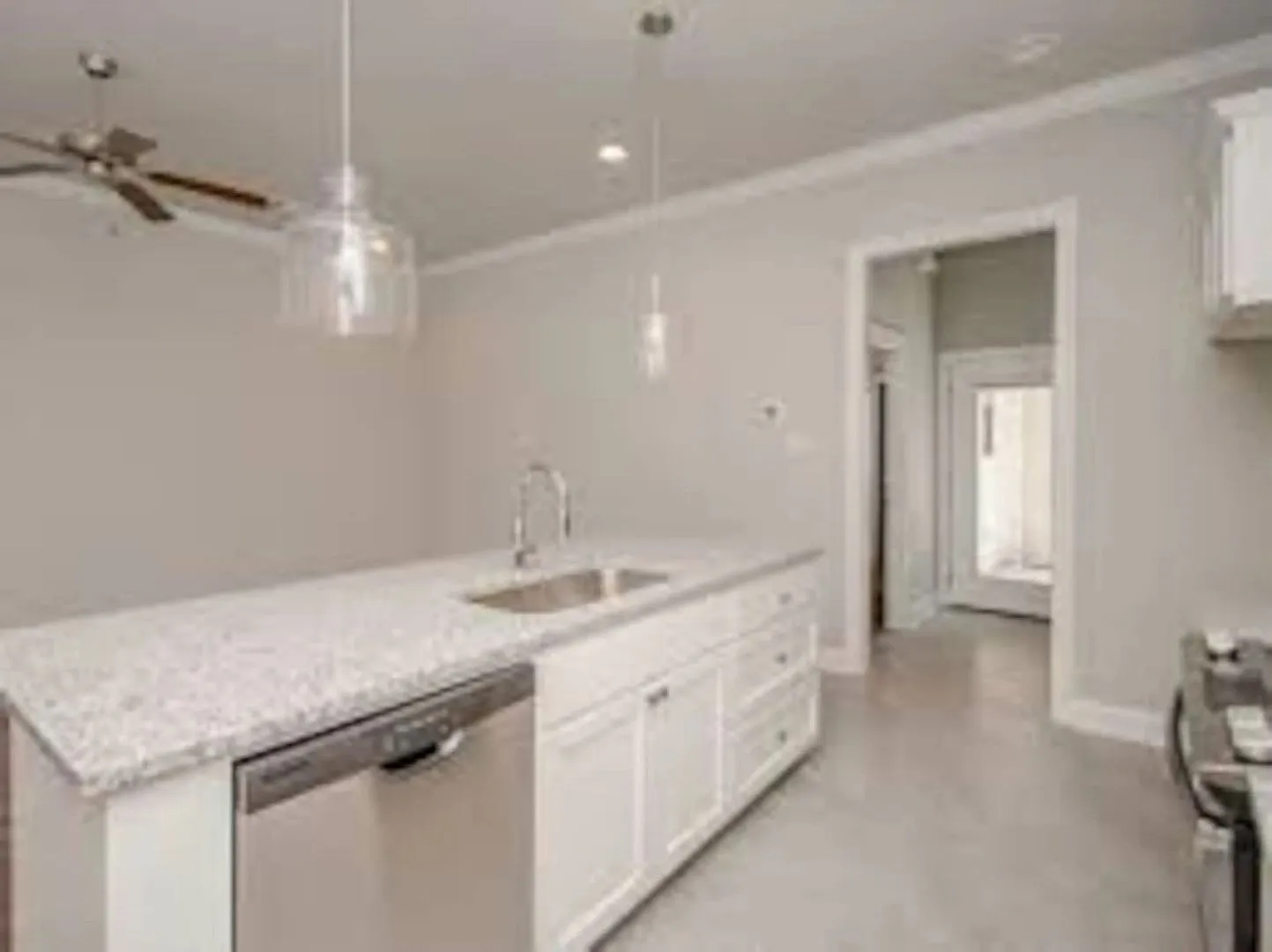 2 Bedroom Furnished Rental Near LSU|Short Term & Long Term Options Available — Photo 2