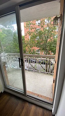 Rented by Bahar Management | media 22