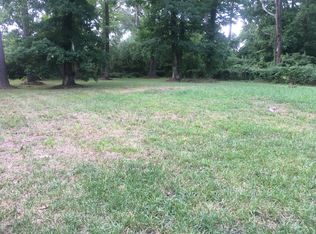2256 Reuben St #B, Virginia Beach, VA 23454
