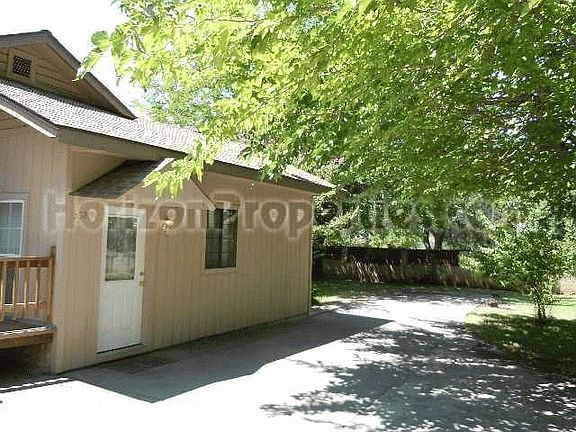 (3) : 3020 Walnut Ave Carmichael, CA