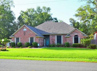 108 Lone Oak St, Benton, LA 71006