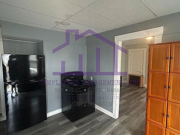 2nd image of 192 Pine St #190