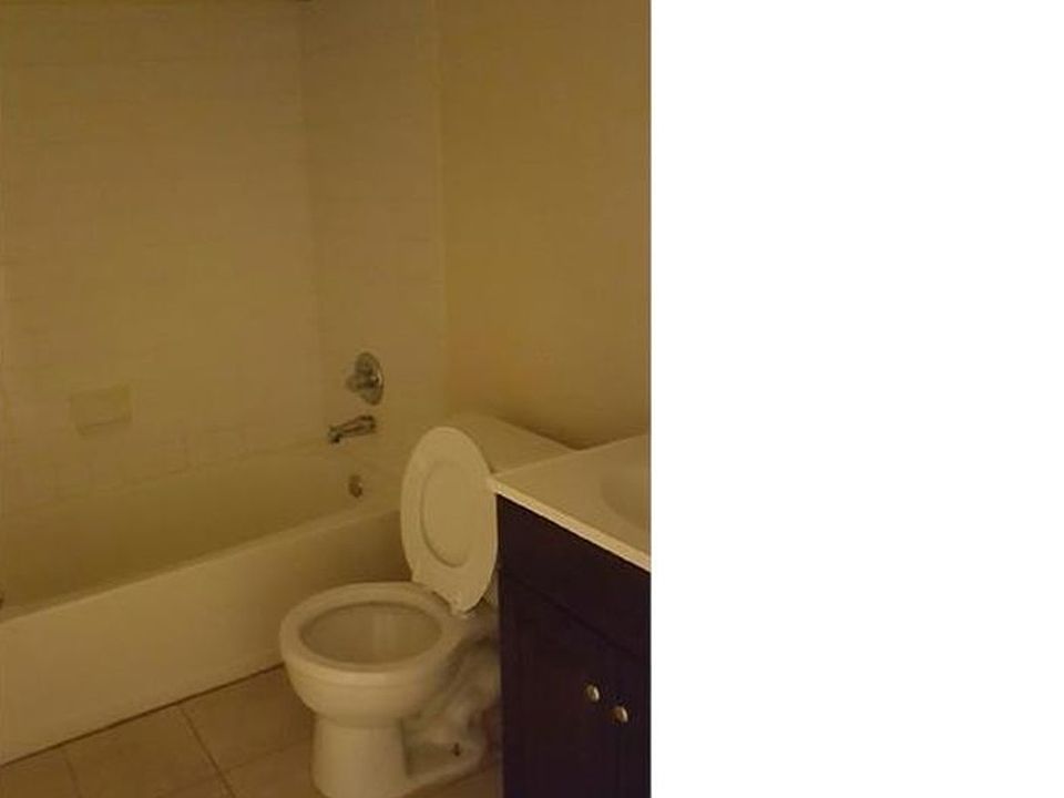 1st image of 8240 Marlton Ct