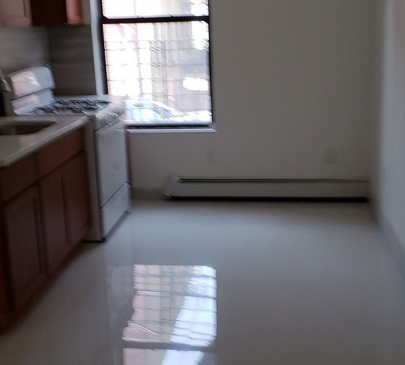 2nd image of 1792 Prospect Ave #2