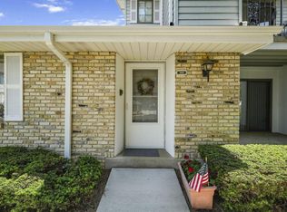 1440 Fox Tail Dr, Racine, WI 53406