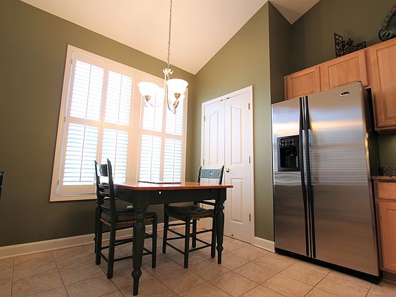 5th image of 16455 Cypress Ct