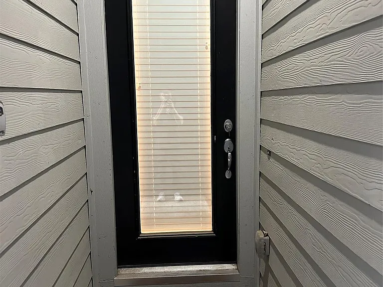 2616 Riverside Dr #B — Photo 3