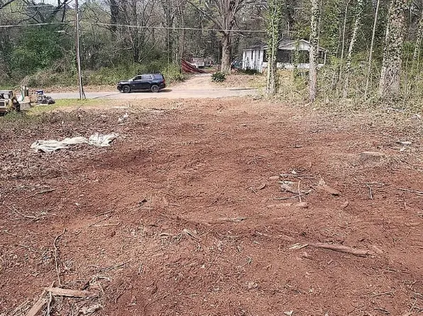 447 Warren Ave, Scottdale, GA 30079
